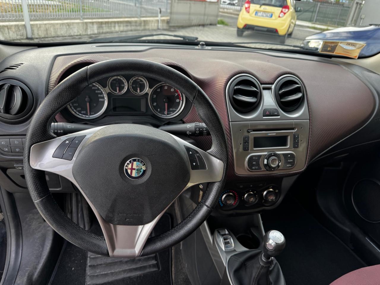 Alfa Romeo MiTo 1.4 T 155 CV Distinctive Sport Pack