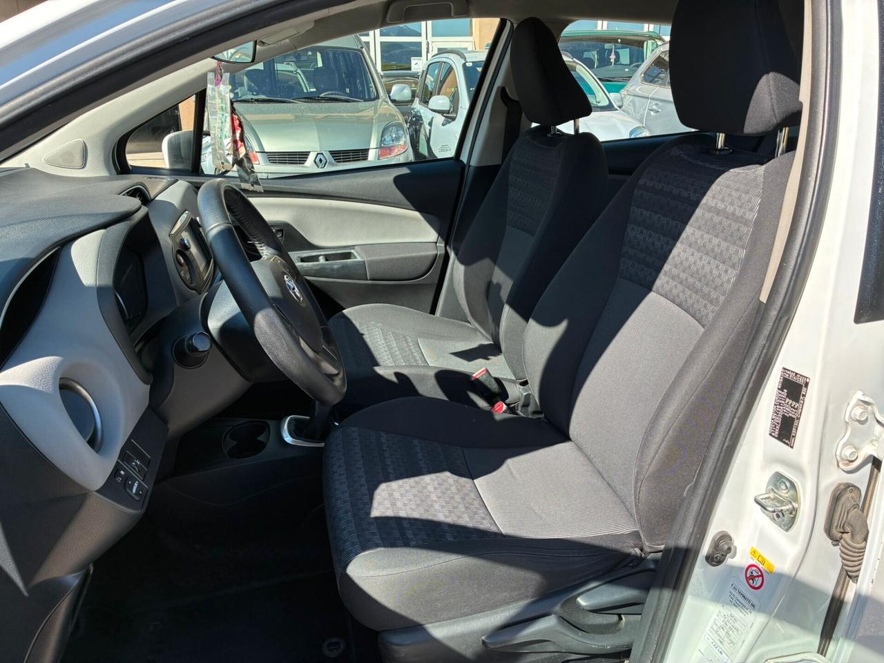 TOYOTA YARIS 1.0 5 PORTE
