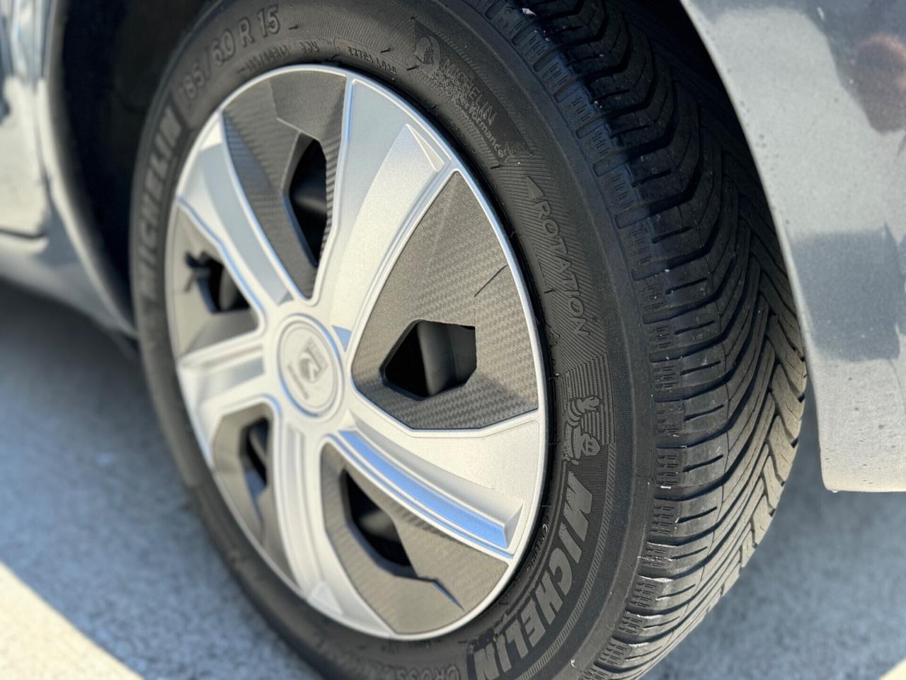 Toyota Yaris 1.3 5 porte 2009 neopatentati