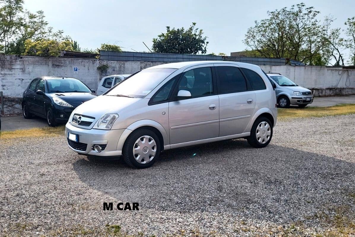 Opel Meriva 1.6 16V Cosmo