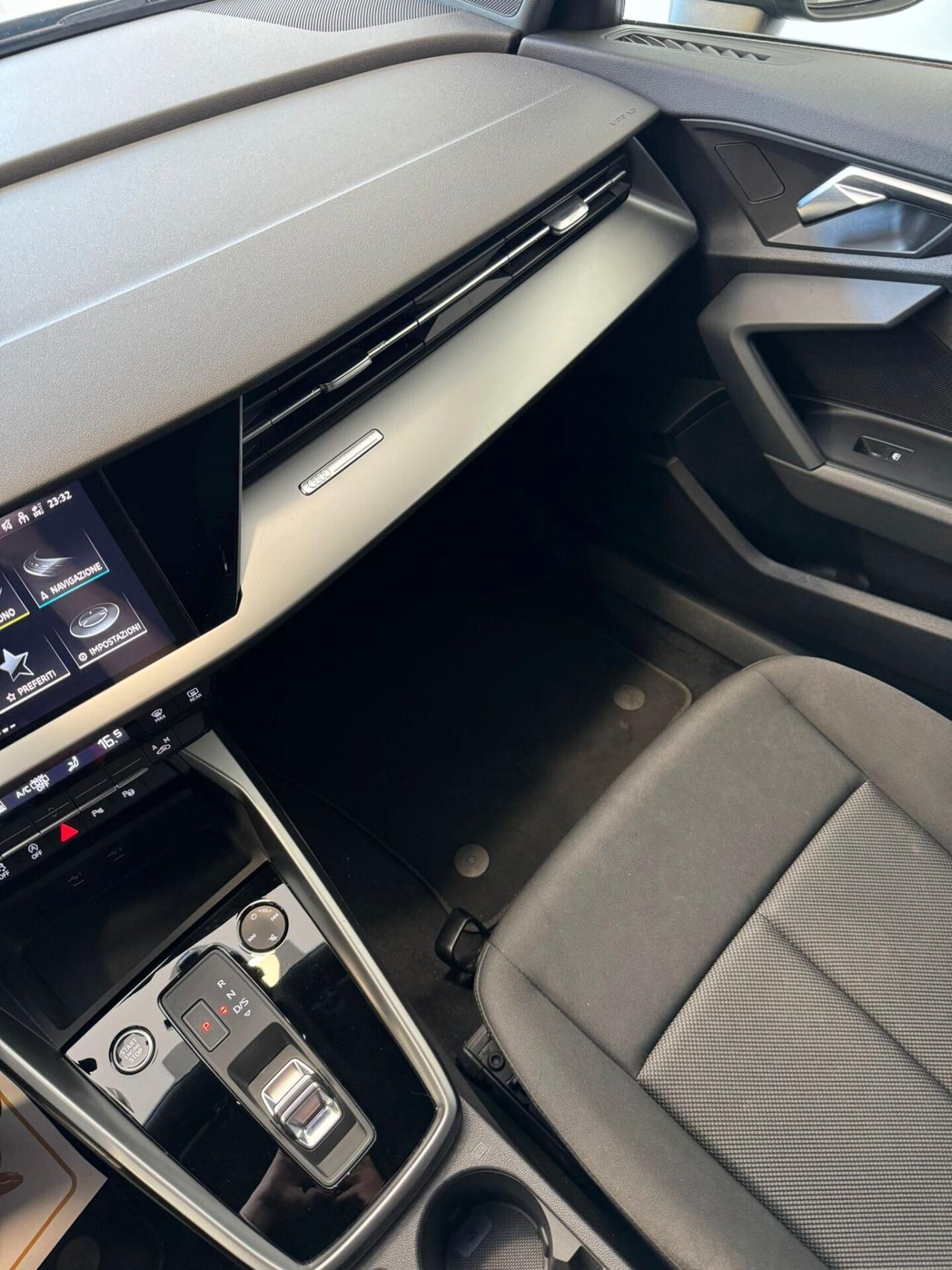Audi A3 35 TDI S tronic S line edition
