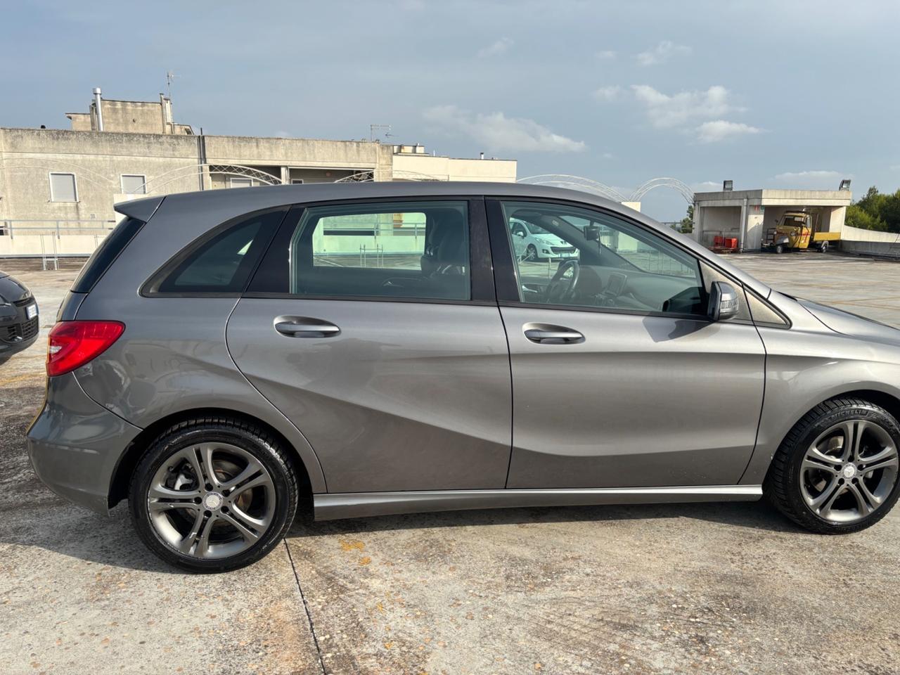 Mercedes-benz B 180 CDI Premium