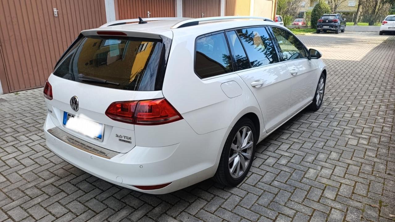 Volkswagen Golf Business 2.0 TDI DSG 5p. Highline BlueMotion Tech.