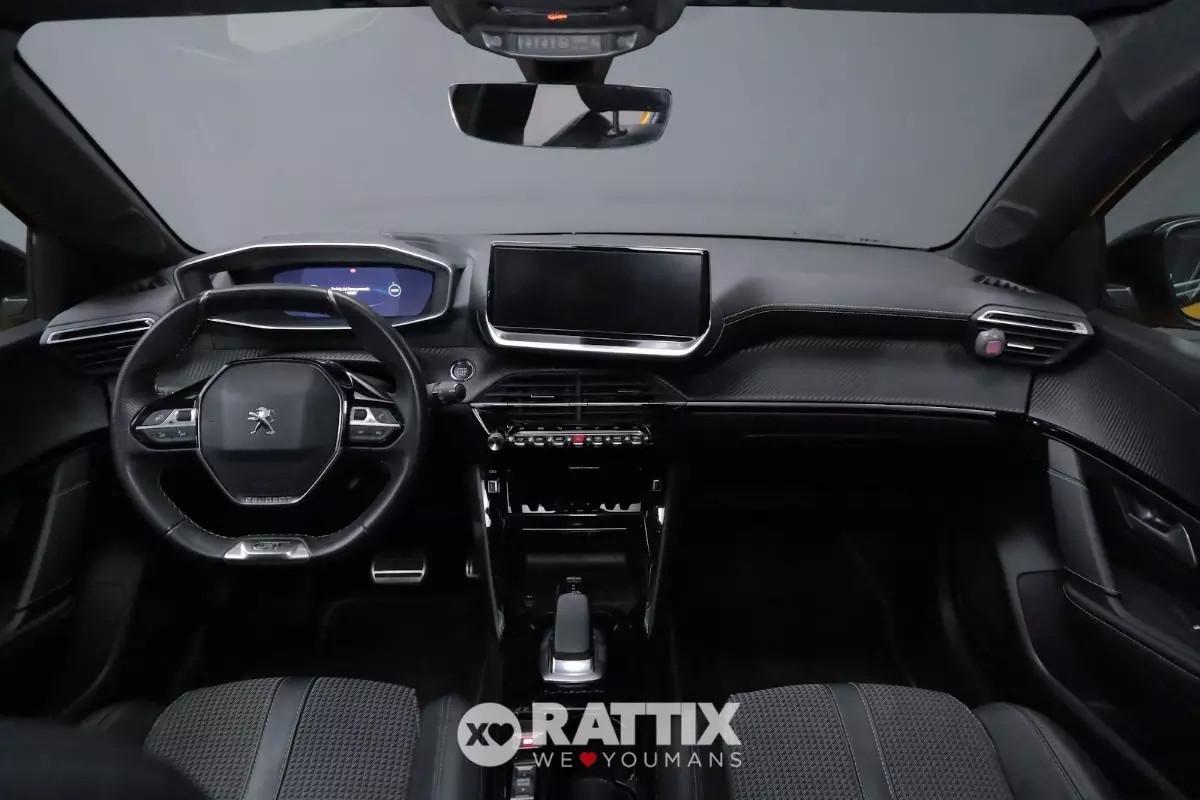Peugeot e-208 motore elettrico 100kW GT
