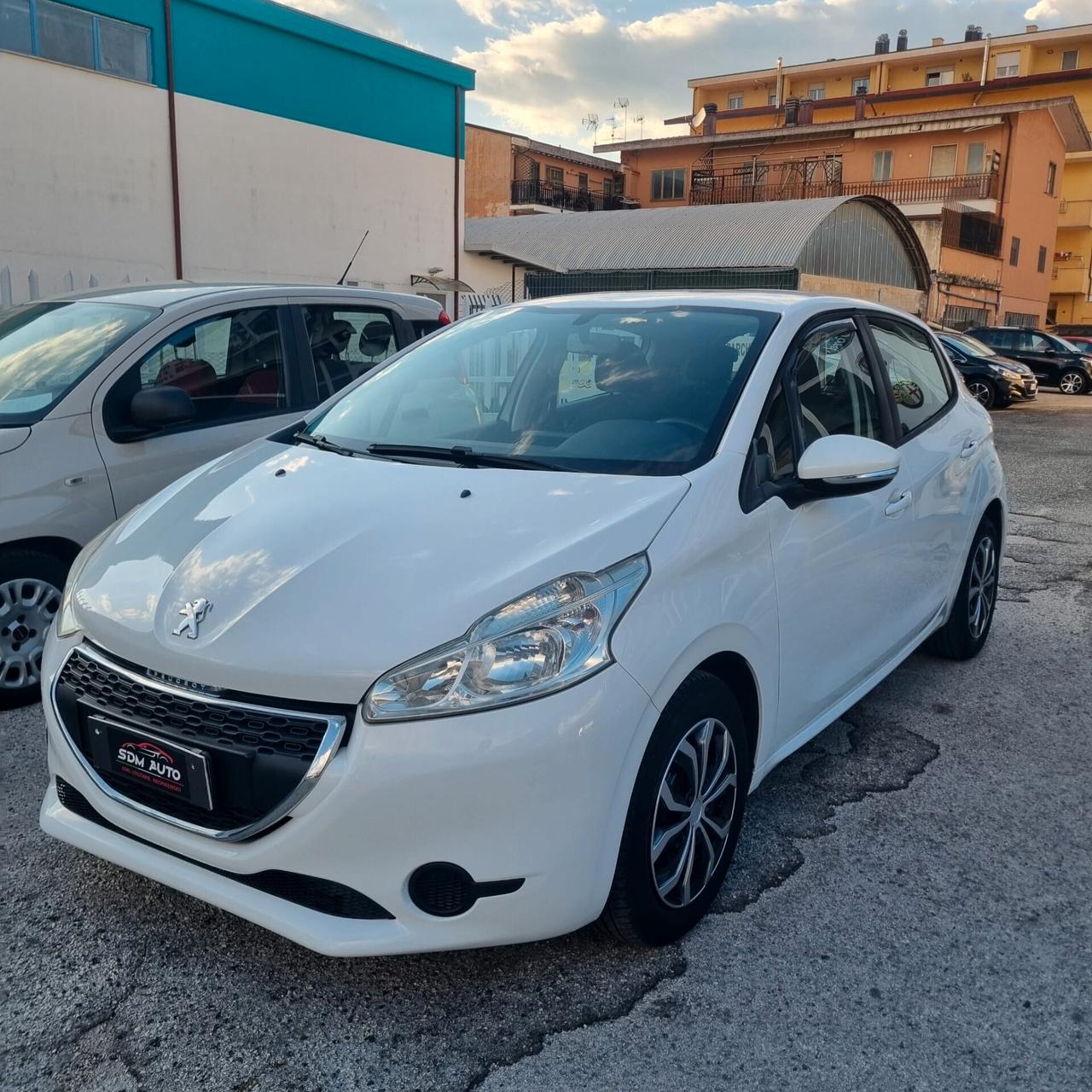 Peugeot 208 PureTech 82 3 porte Access