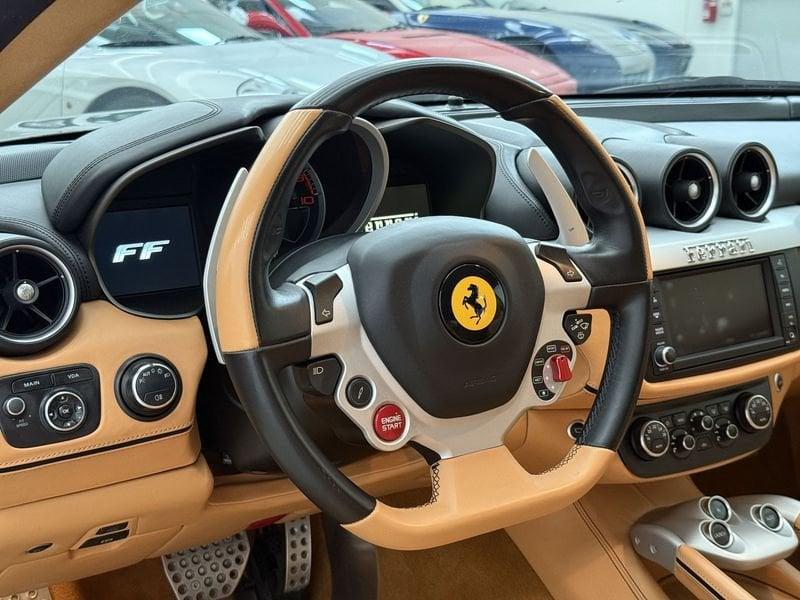 Ferrari FF FF DCT - Tetto panoramico e Sollevatore