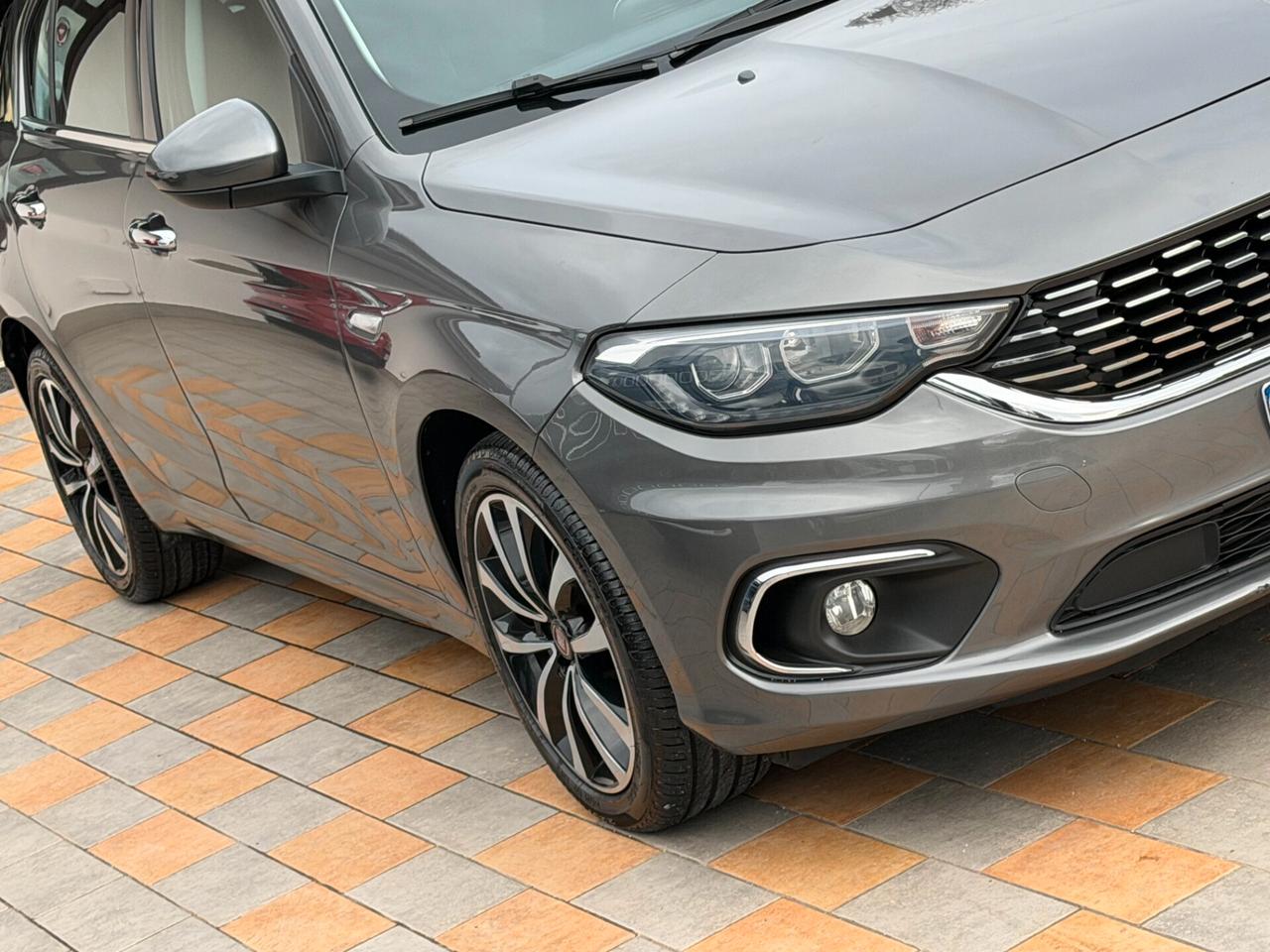 Fiat Tipo 1.6 M.JET 120 cv. 5 porte LOUNGE