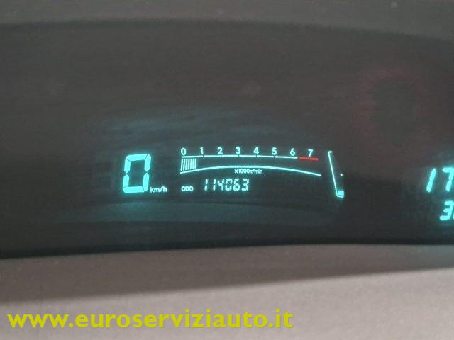 TOYOTA Yaris 1.3 5 porte Sol