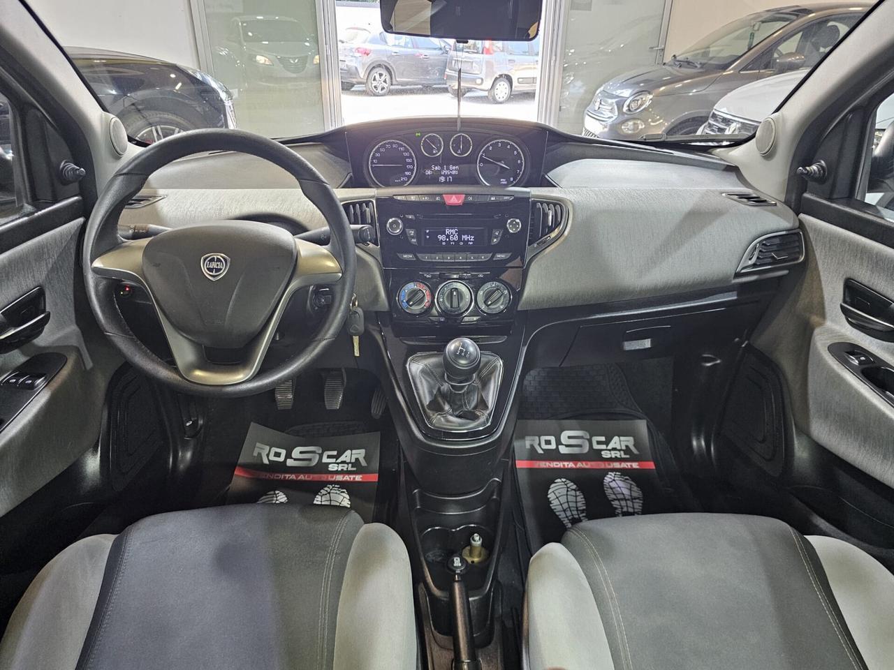 Lancia Ypsilon 1.2 GPL 69cv