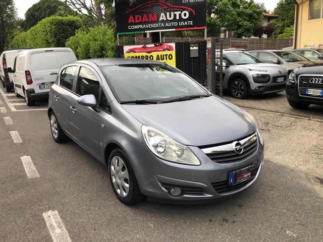 OPEL Corsa 1.2 5 porte Cosmo