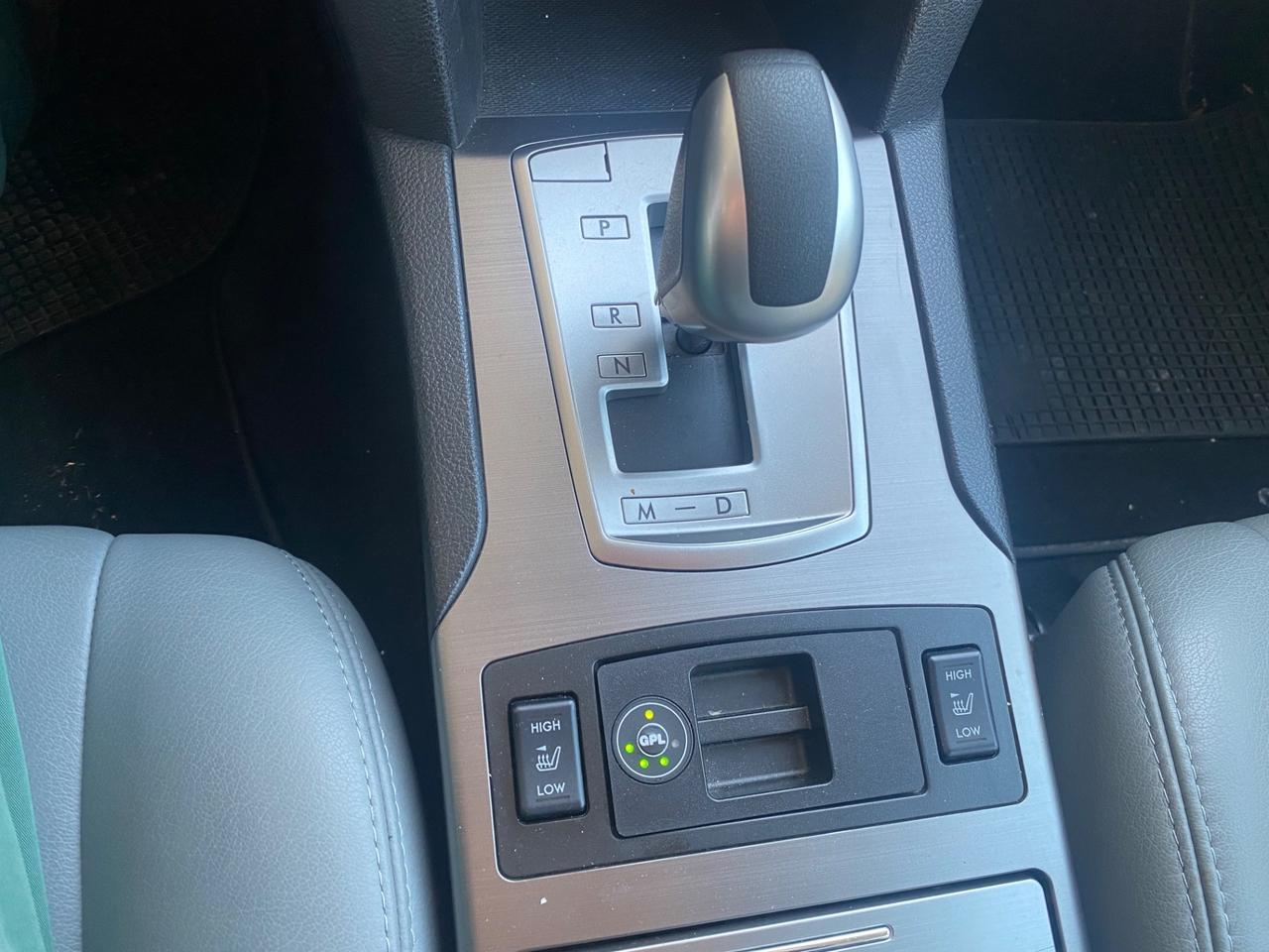 Subaru OUTBACK 2.5i Bi-Fuel Trend