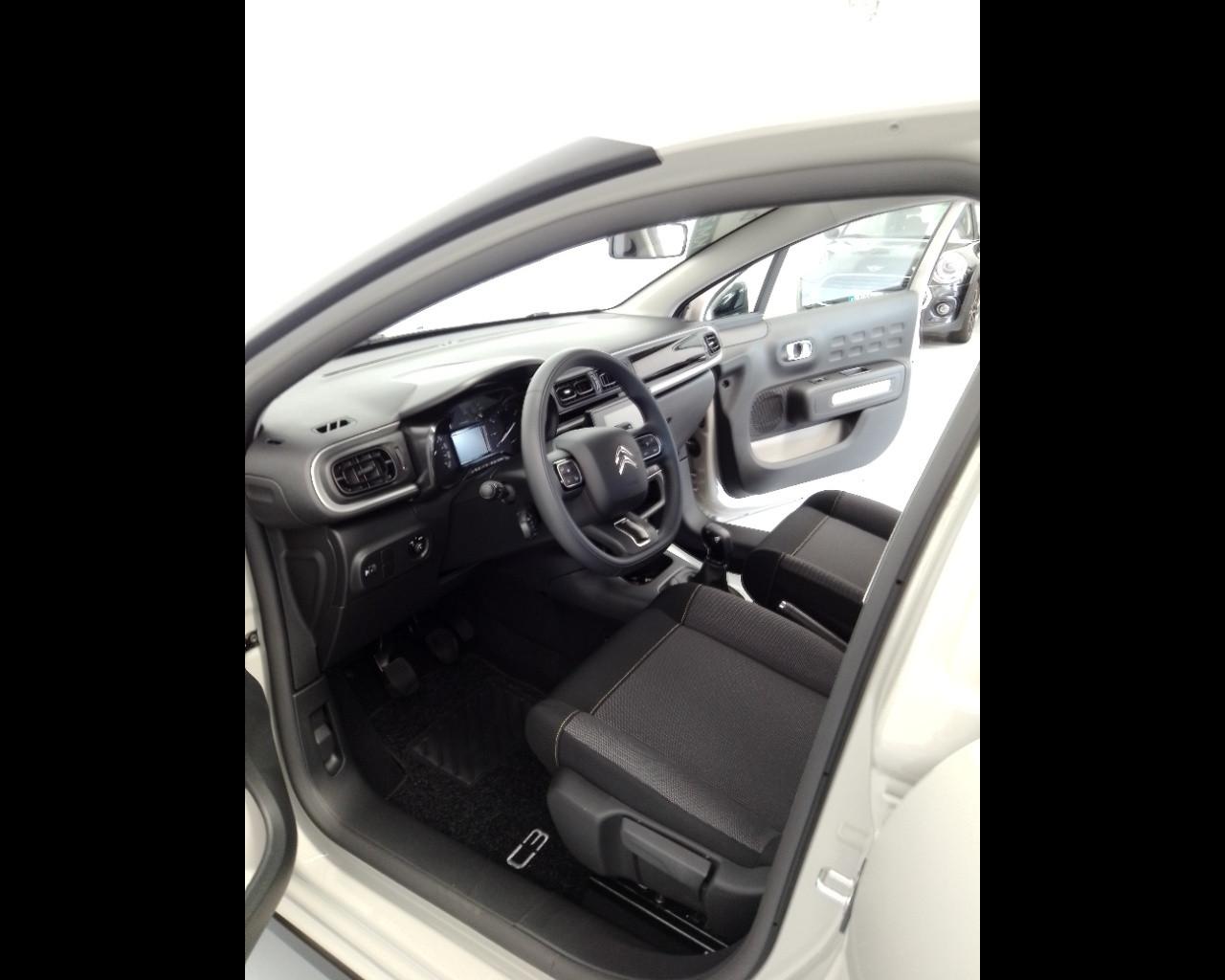 CITROEN C3 III 2017 - C3 1.2 puretech Shine s&s 83cv neopatentati my