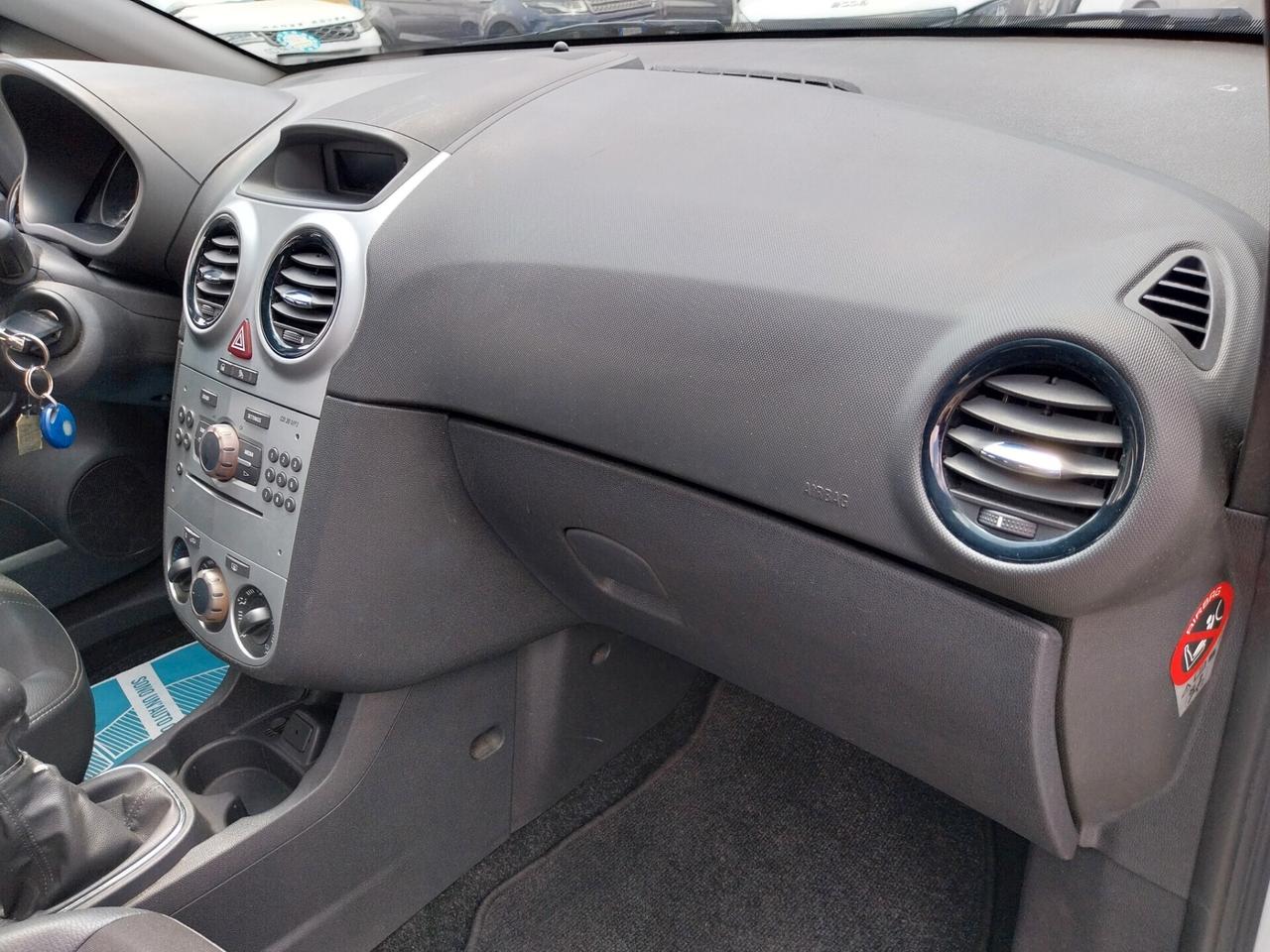 OPEL CORSA 1.0 BENZINA 67.000 KM 2013
