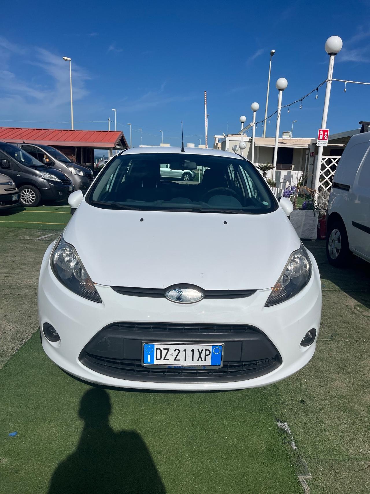 Ford Fiesta 1.4 TDCi 5p. Titanium