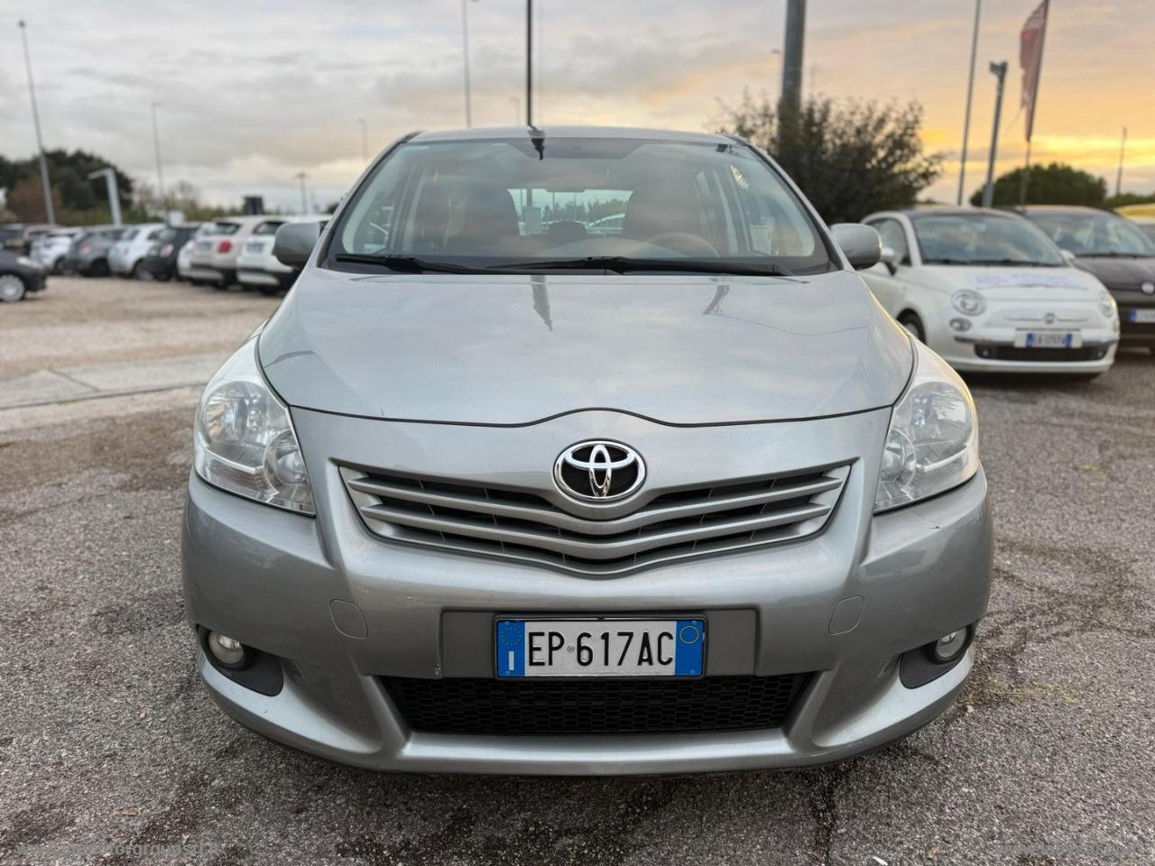 TOYOTA Verso 2.0 D ACTIVE 7 posti