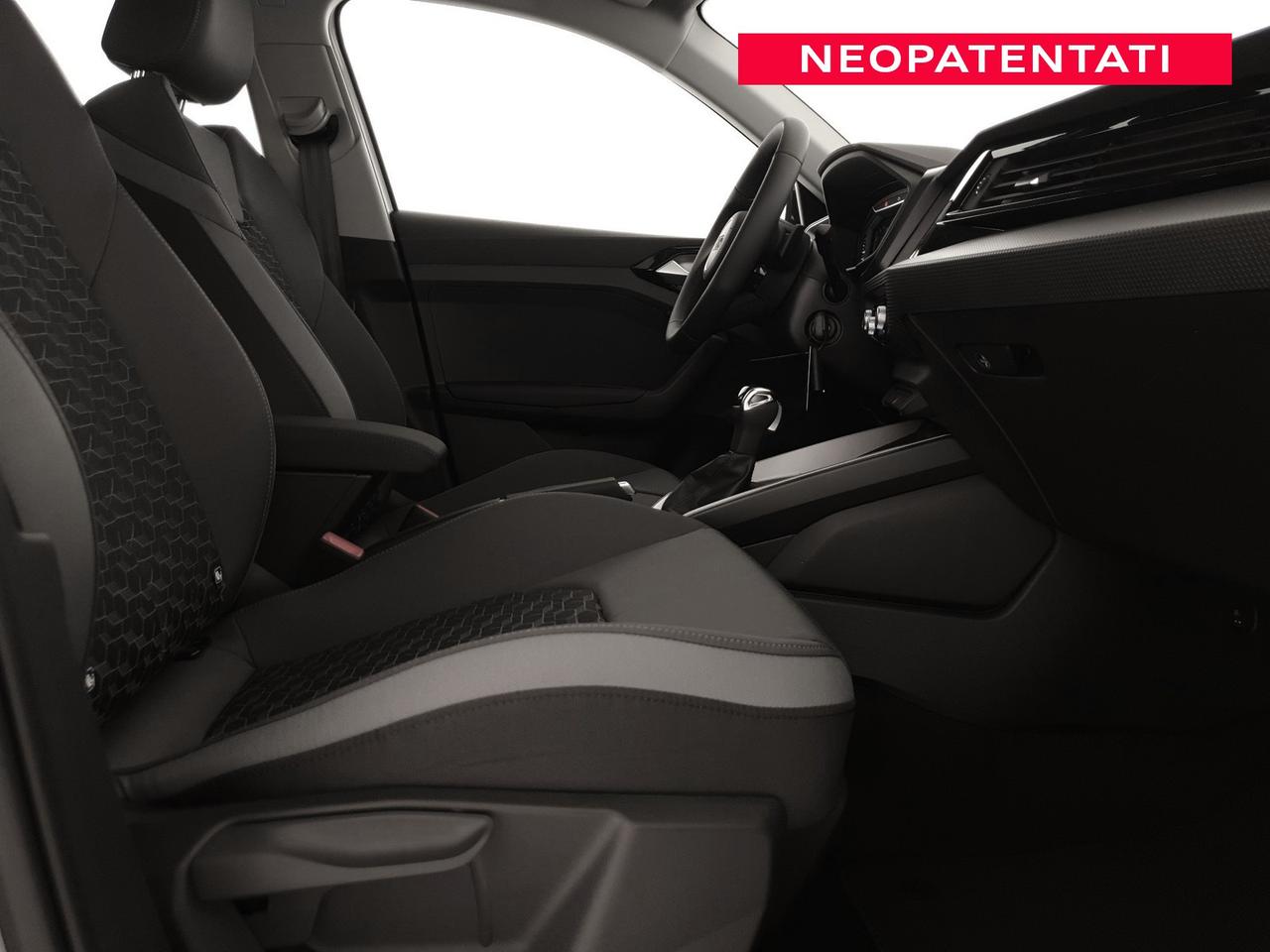 Allstreet 30TFSI 116CV S tronic Identity Contrast