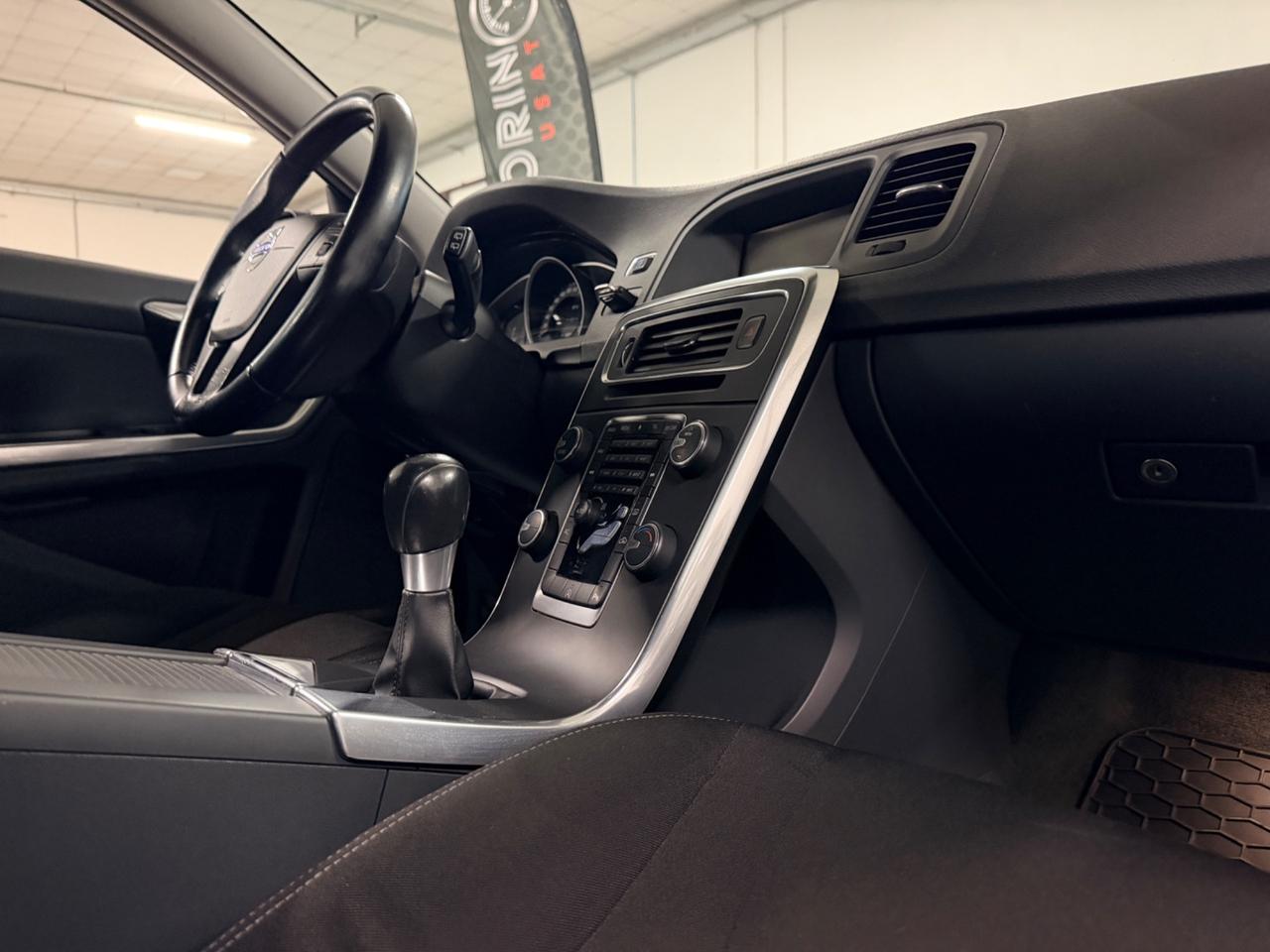 Volvo V60 D2 1.6 Kinetic