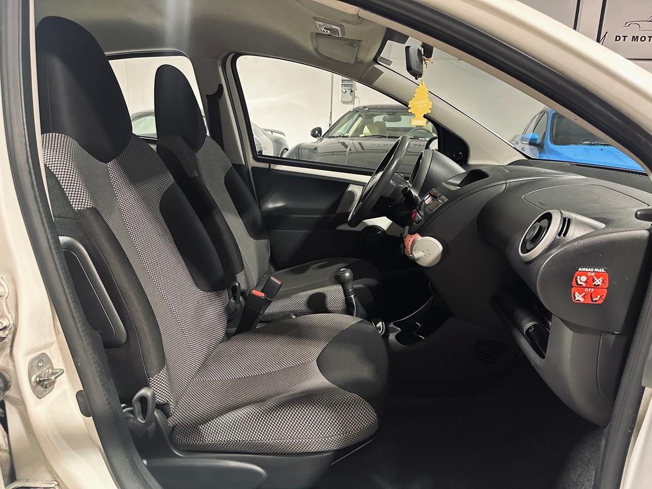 Toyota Aygo 1.0 12V VVT-i 5 porte CLIMATIZZATORE