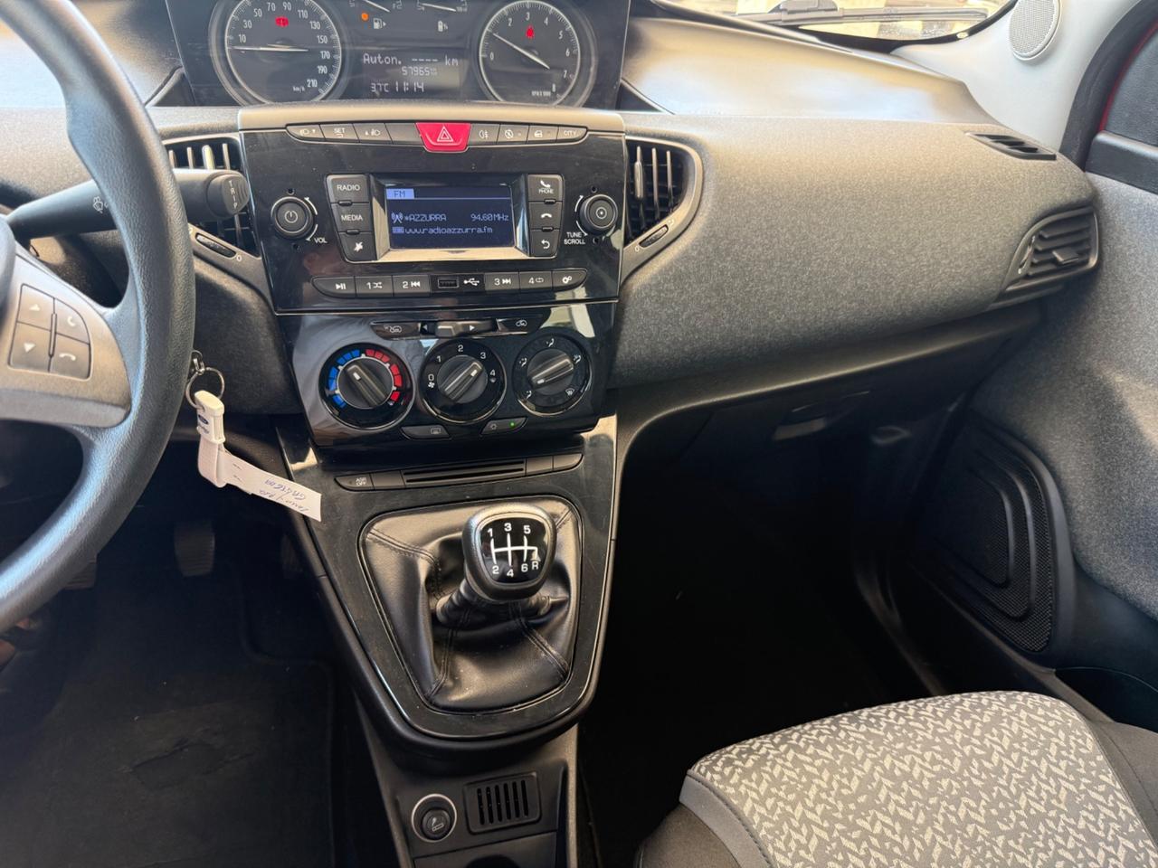 Lancia Ypsilon 1.0 FireFly 5 porte S&S Hybrid Ecochic Gold