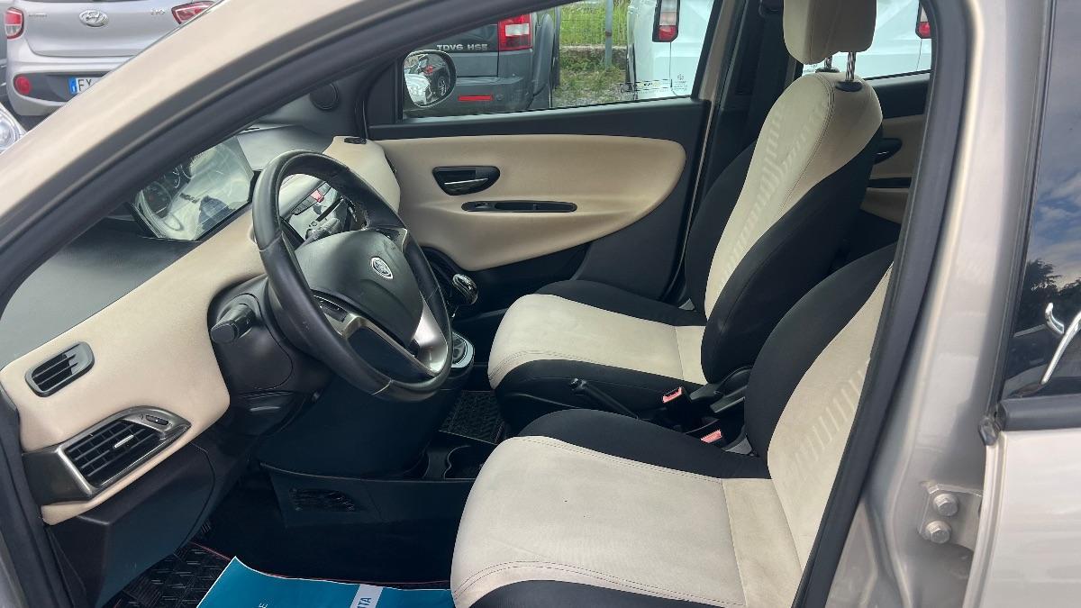 LANCIA - Ypsilon 1.3 mjt Gold c/CL s&s 95cv