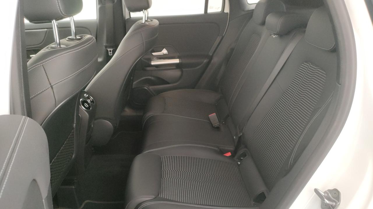 Mercedes-Benz GLA 200 d Sport auto