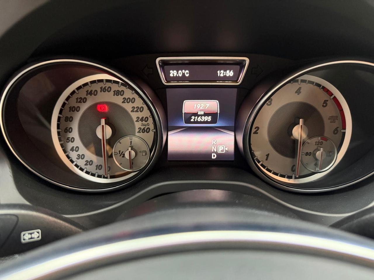 Mercedes-benz CLA 200 d S.W. Automatic Premium Dark Night