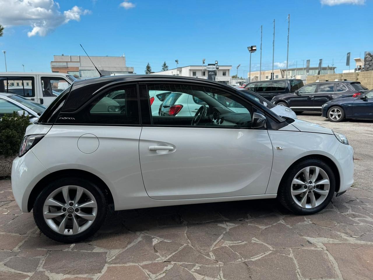 Opel Adam 1.4 87 CV GPL Tech Jam