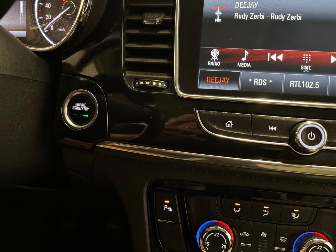 Opel Mokka X 1.6 CDTI 4x2 | PELLE ultimate |