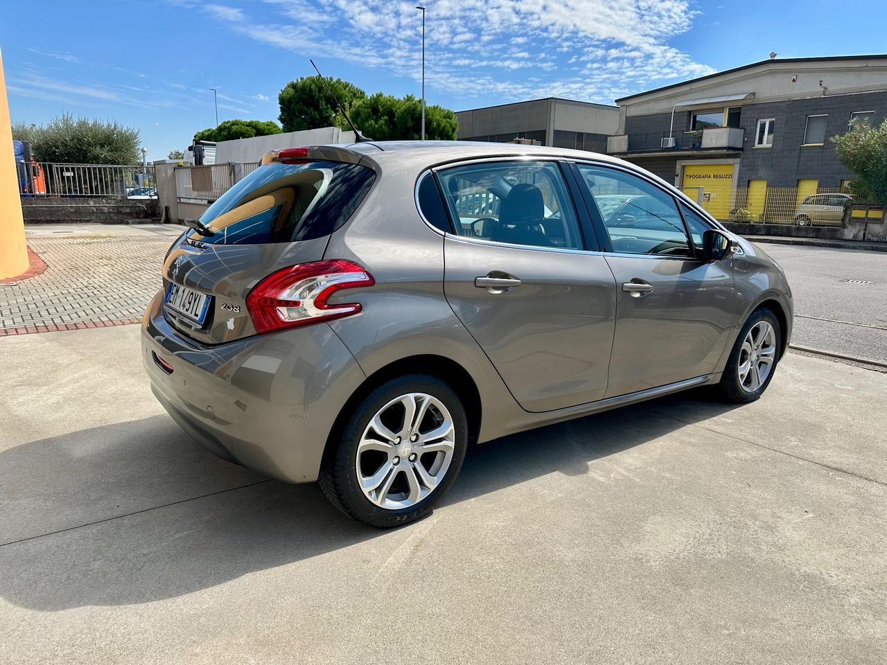 Peugeot 208 1.2 VTi 82 CV 5 porte Access