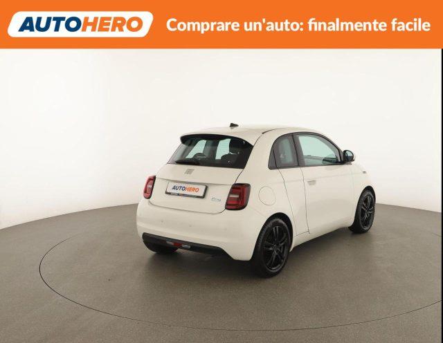 FIAT 500e 3+1 42 kWh Passion