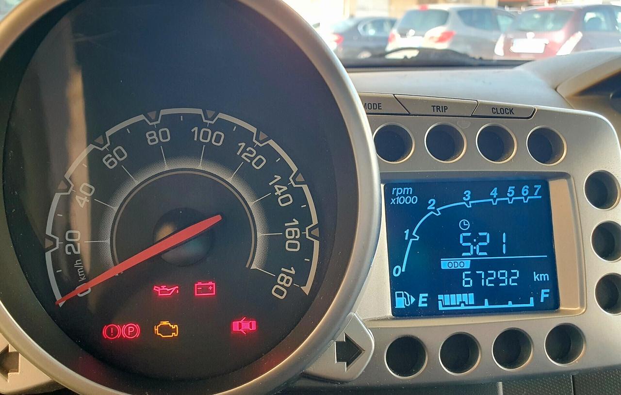 Chevrolet Spark 1.0 BENZ. - 2013 - KM. 140.000 NEOPATENTATI