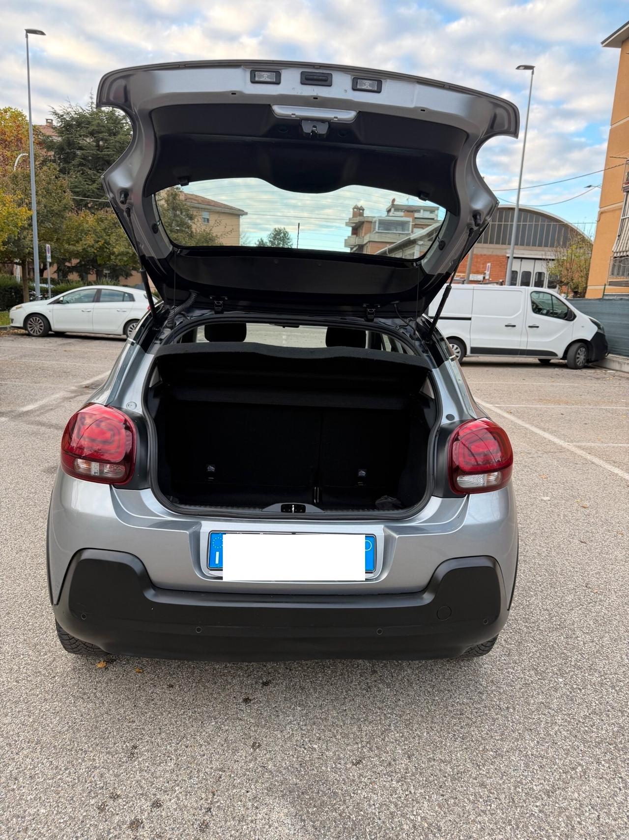 Citroen C3 1.2 - NEOPATENTATI - 12 MESI DI GARANZIA -