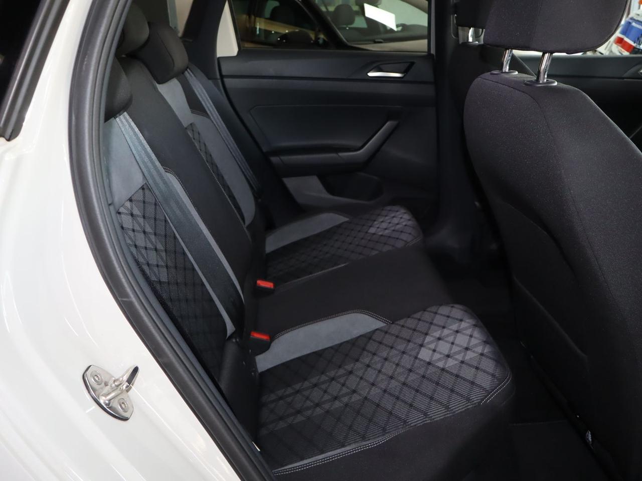 Volkswagen Taigo R Line 1.0 TSI #50079