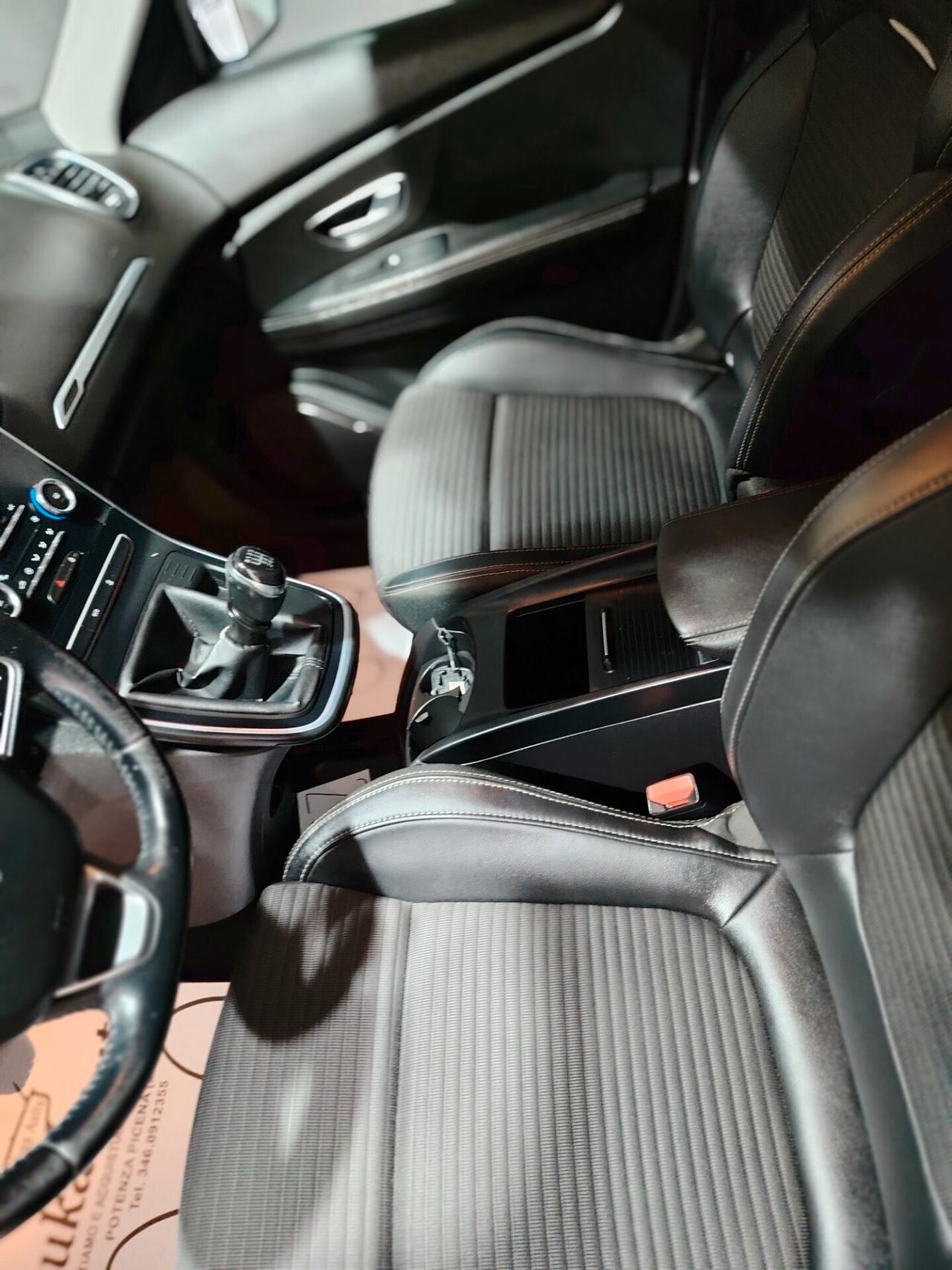 Renault Scenic Scénic dCi 130 CV Energy Initiale Paris