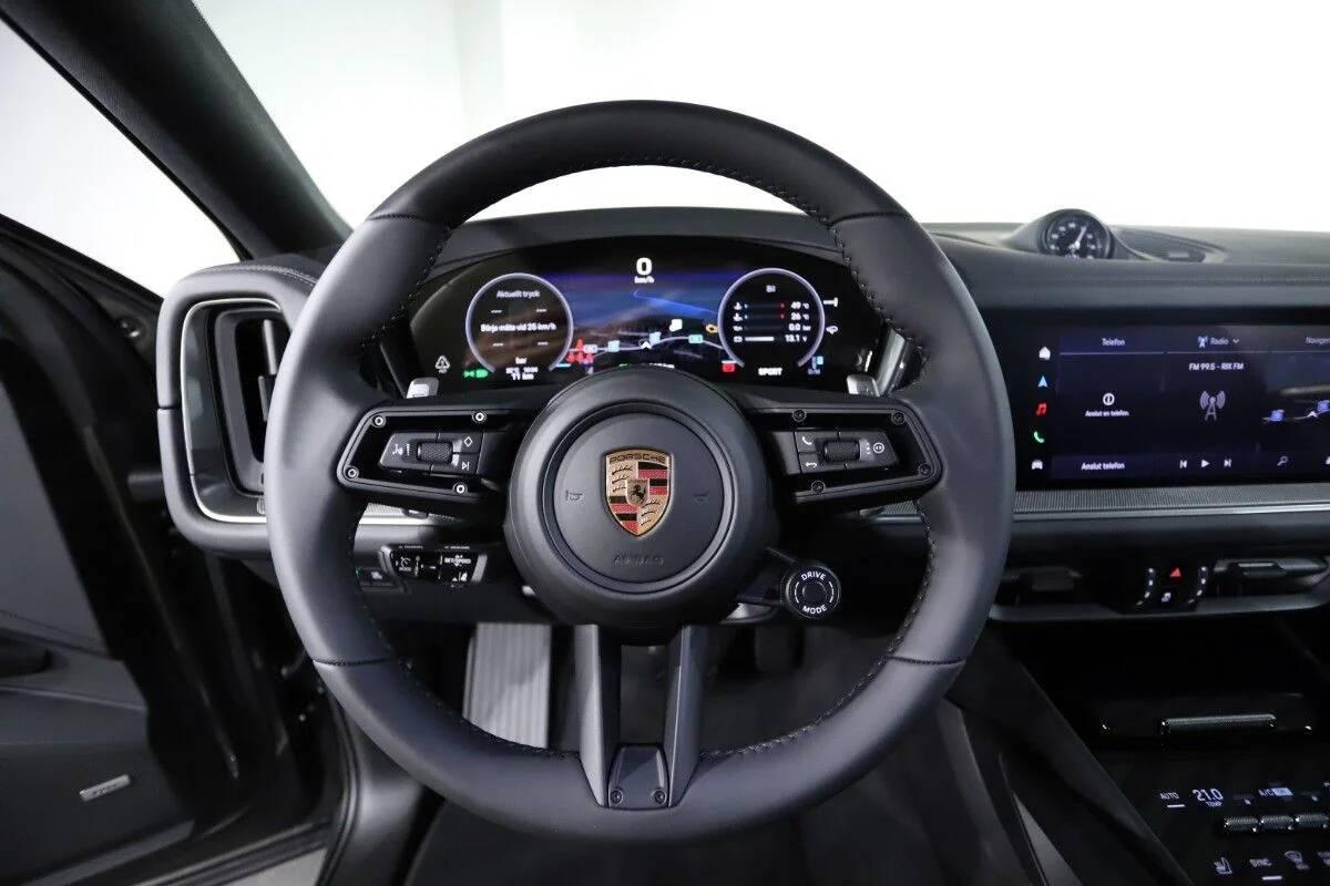 Porsche Cayenne III 2023 Coupe E-hybrid 470cv - PASM - Gancio - Matrix