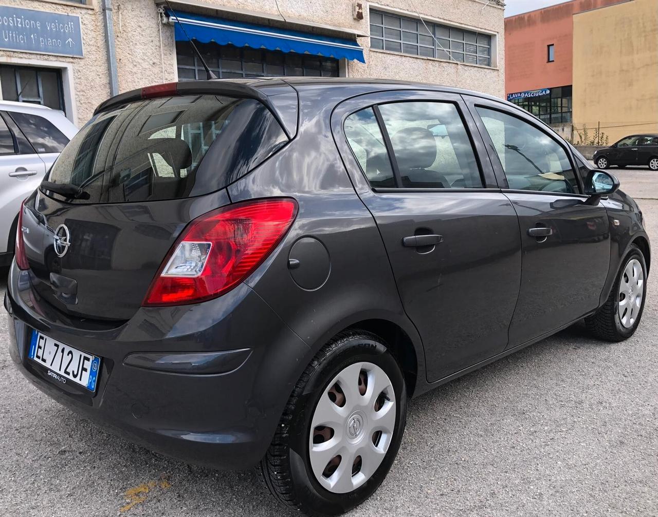 Opel Corsa 1.2 85CV 3 porte GPL-TECH One