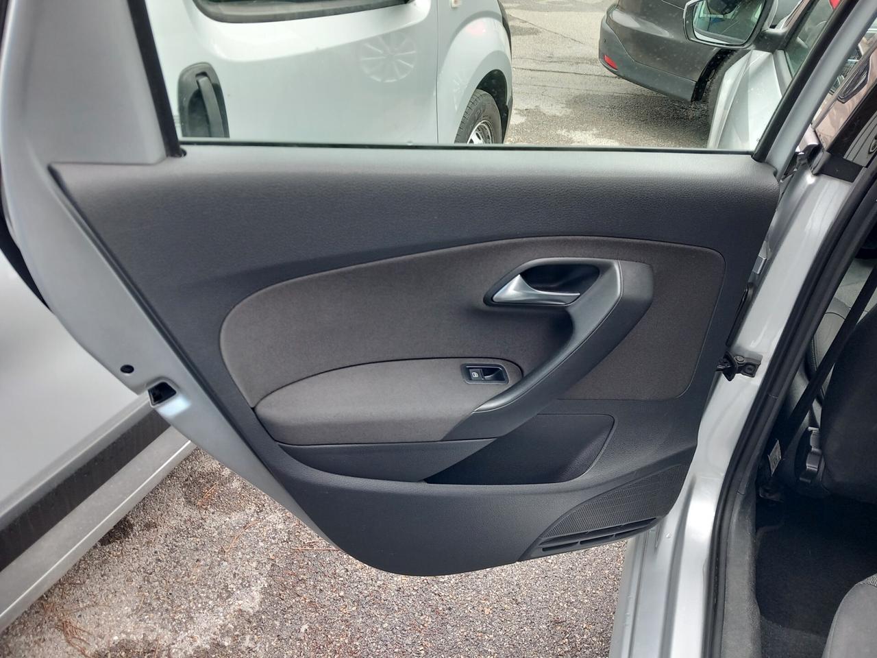 Volkswagen Polo 1.4 5 porte Highline