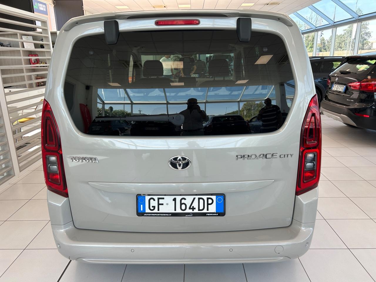 Toyota Proace City Verso 1.5D 130 CV S&S Short D Executive Neopat