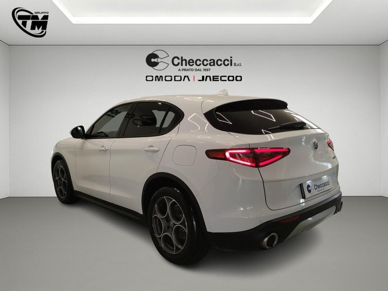 Alfa Romeo Stelvio 2.2 Turbodiesel 160 CV AT8 RWD Sport-Tech