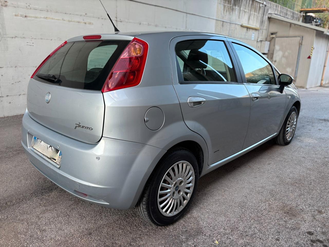 Fiat Grande Punto 1.3 MJT 75 CV OK NEOPATENTATI
