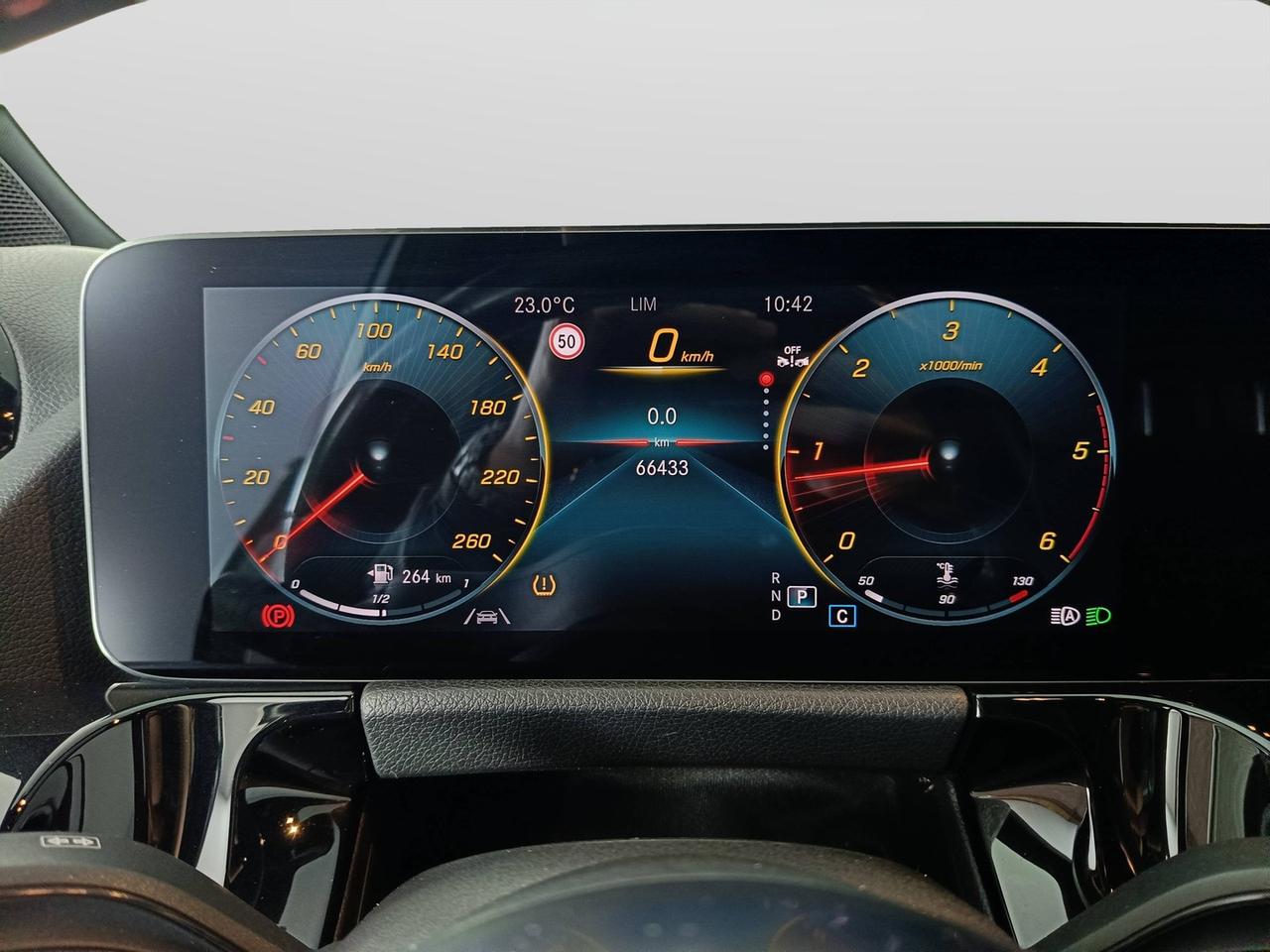 Mercedes-Benz GLA-H247 2020 - GLA 180 d Premium auto