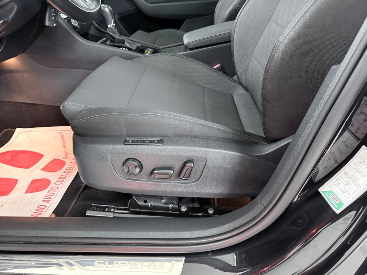 Skoda Superb 1.6 TDI DSG Executive