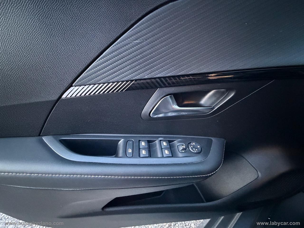 PEUGEOT 208 PureTech 100 S&S 5p. Allure PACK NAVIGATION + VISON PACK + VIIOPARK 2 + PARK DRIVE