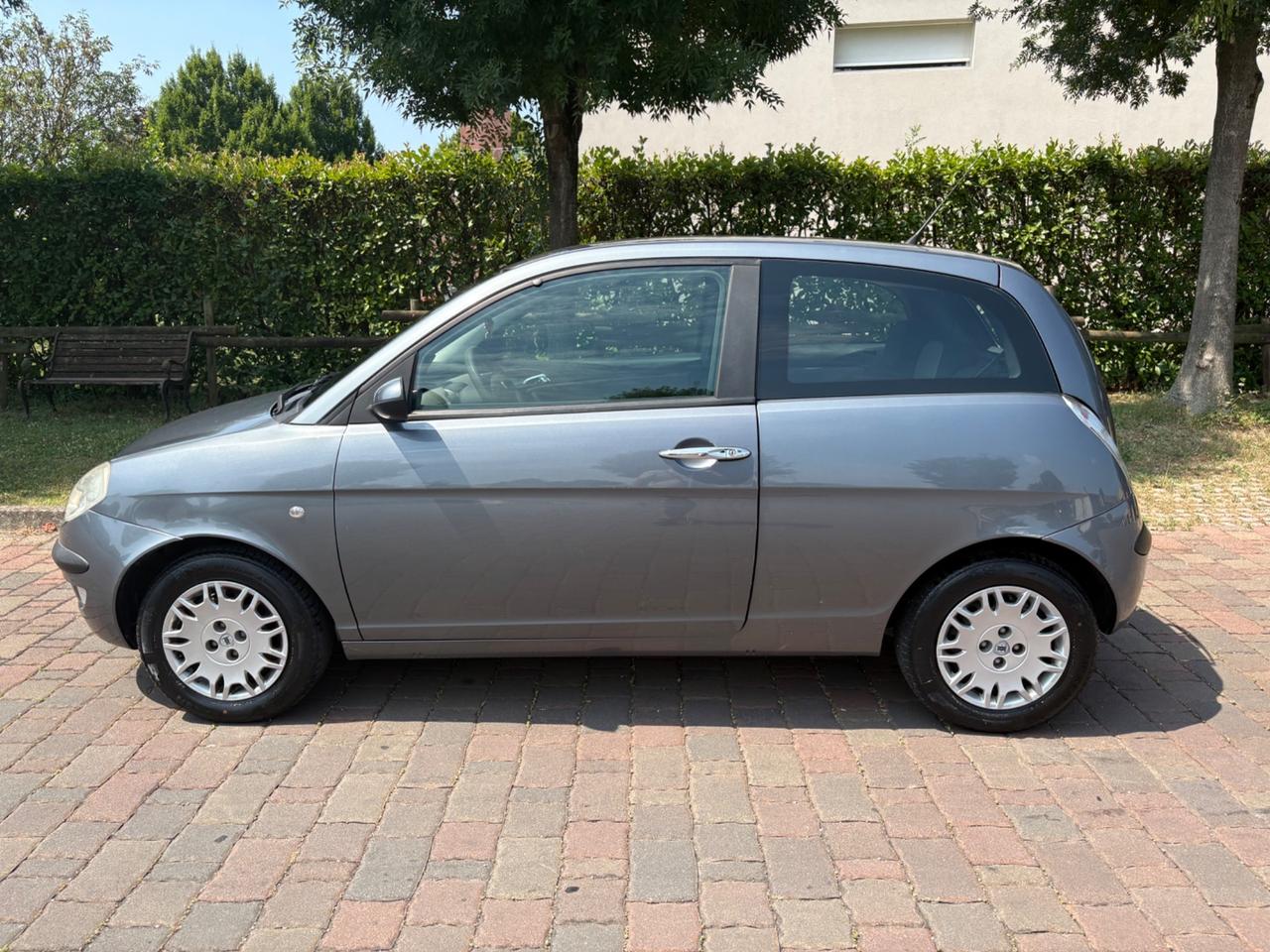 Lancia Ypsilon 1.2 Argento