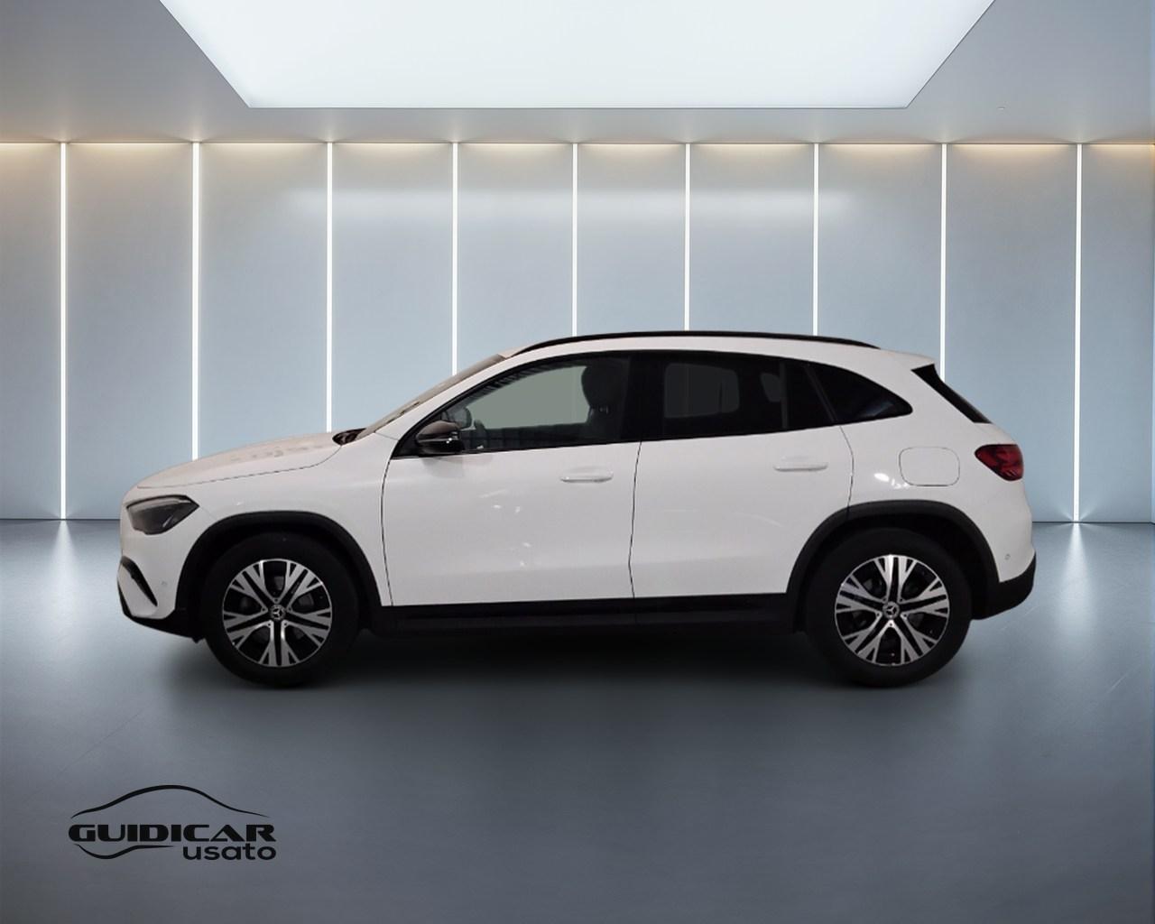 Mercedes-Benz GLA-H247 2023 - GLA 180 d Progressive Advanced auto