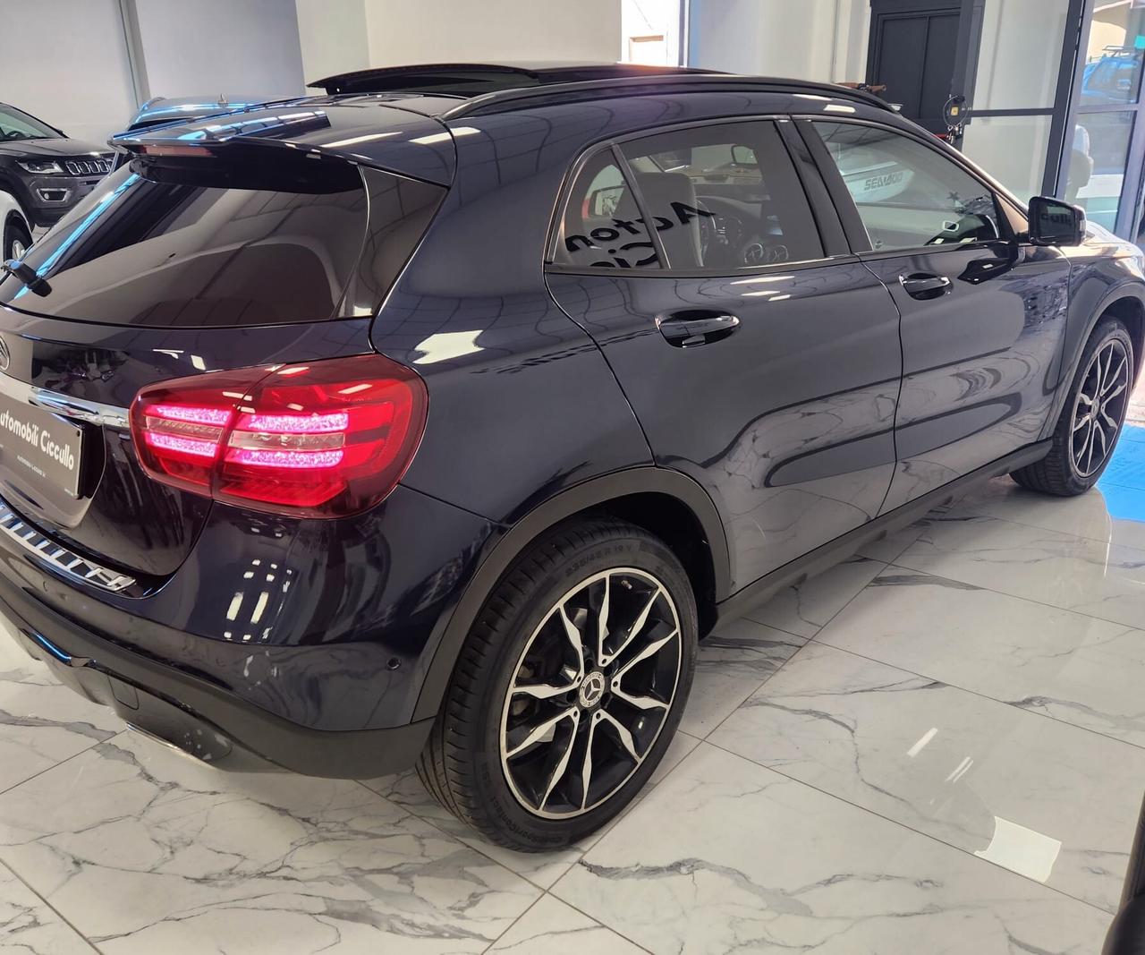 Mercedes-benz GLA 220 CDI PREMIUM