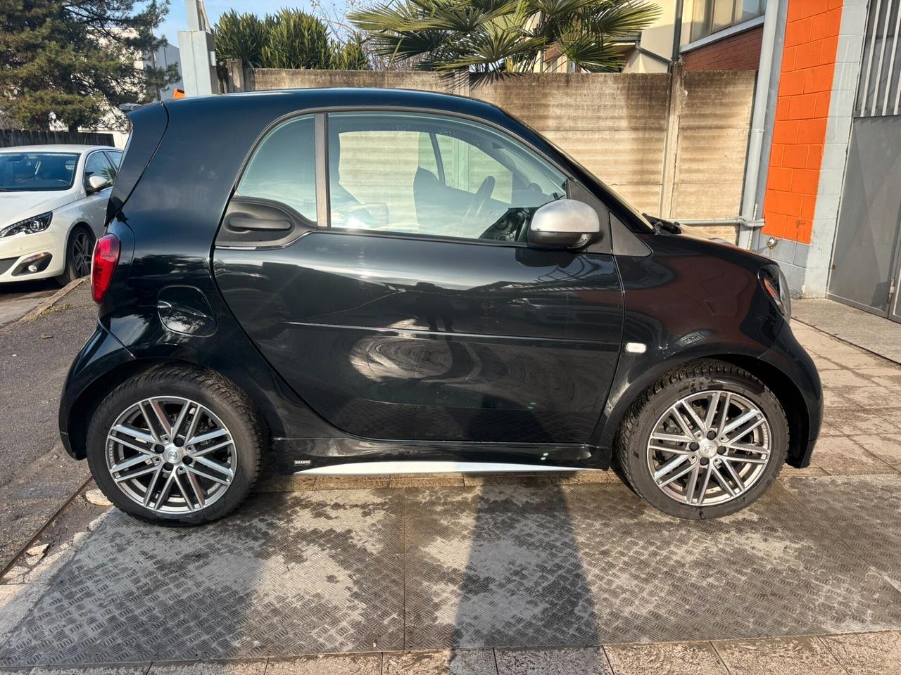 Smart ForTwo 90 0.9 Turbo twinamic Urbanrunner allestimento brabus