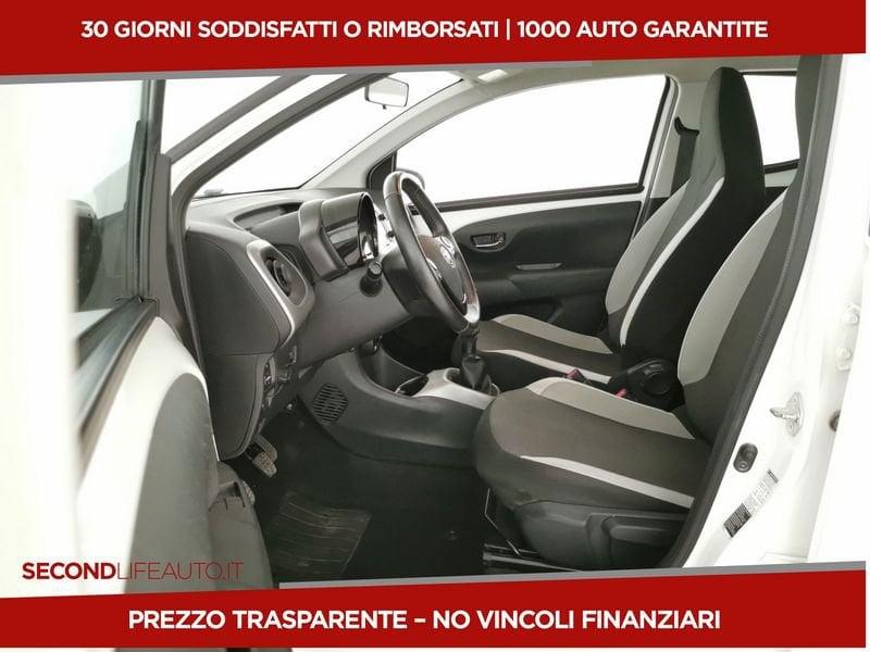 Toyota Aygo 5p 1.0 x-play my15
