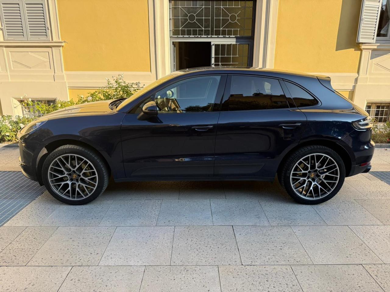 Porsche Macan 2.0 245cv pdk Panorama pacchetto GTS