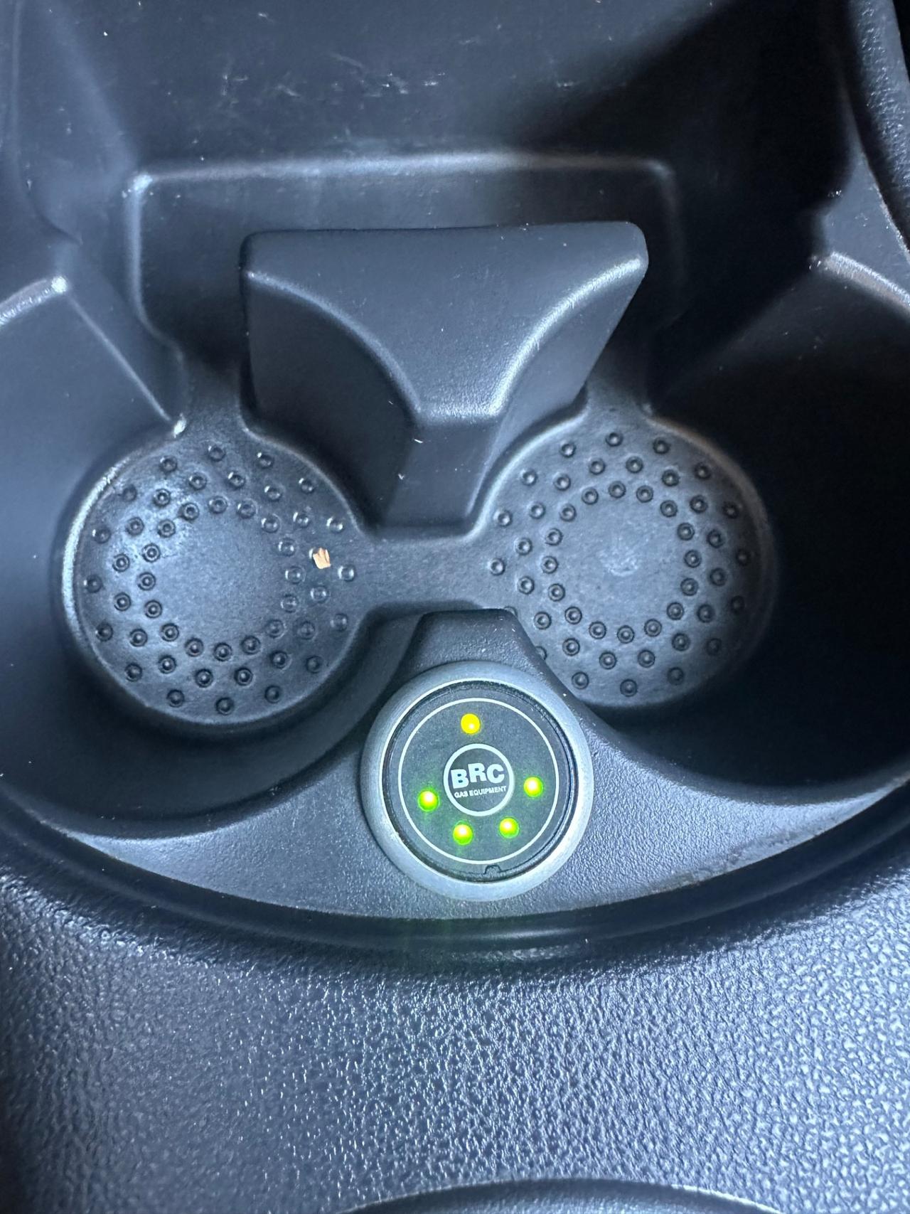 Nissan Micra 1.2 12V 5 porte GPL Eco Acenta